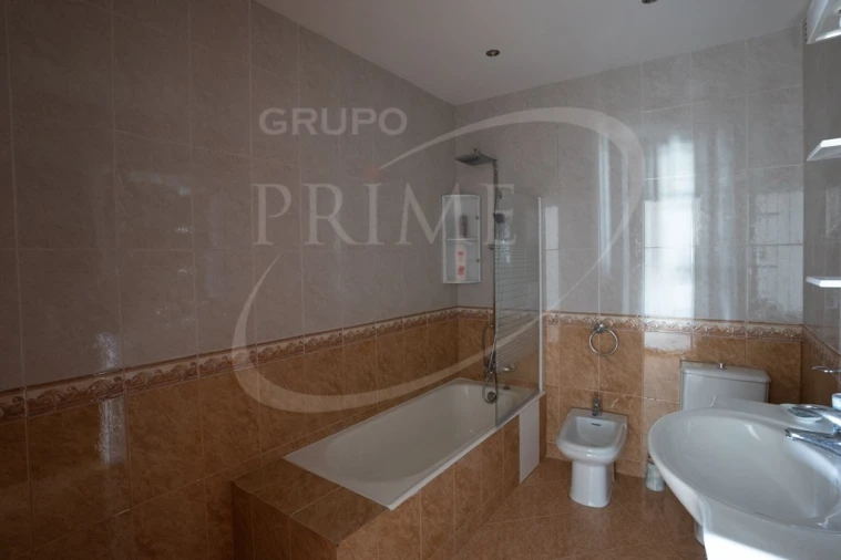 Apartamento T3 para Venda em Canidelo Foto 17