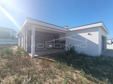Moradia T3 para Venda em Souto da Carpalhosa e Ortigosa