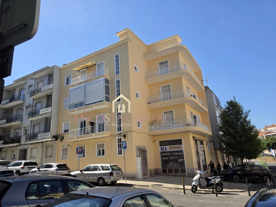 Apartamento T2 para Venda em Mina de Água Foto 1