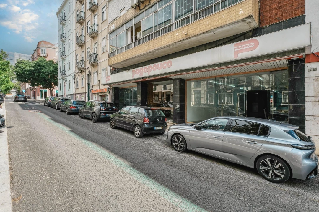 Negócio para Venda em Avenidas Novas Foto 2