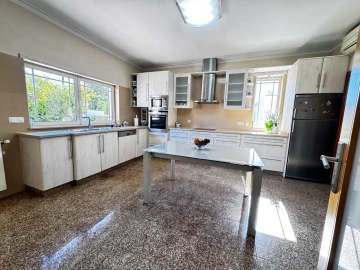 Moradia T4 para Venda em Sabariz
