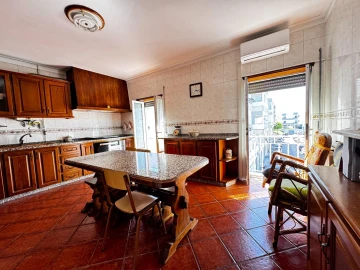 Apartamento T3 para Venda em Vila Verde e Barbudo