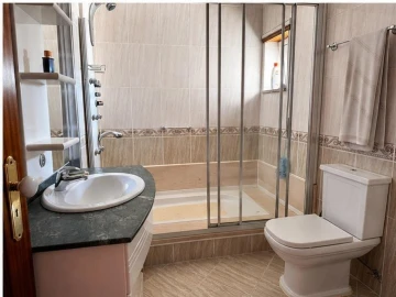 Apartamento T3 para Venda em Vila Verde e Barbudo