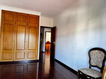 Apartamento T3 para Venda em Vila Verde e Barbudo