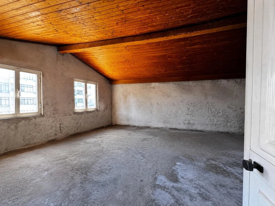 Apartamento T3 para Venda em Vila Verde e Barbudo Foto 30