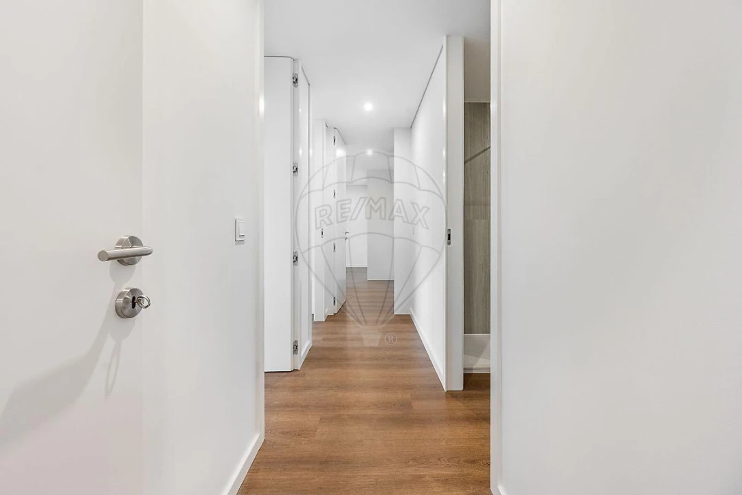 Apartamento T3 para Venda em Ferreiros e Gondizalves Foto 21