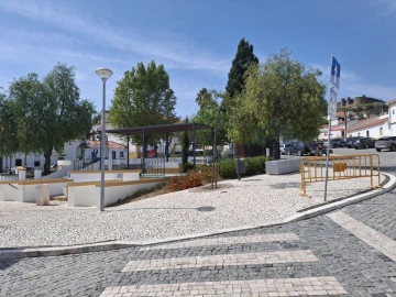Moradia T3 para Venda em Evora Monte (Santa Maria)