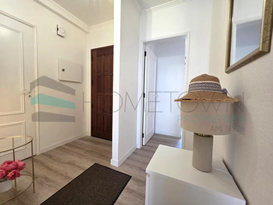 Apartamento T1 para Venda em Quarteira Foto 19