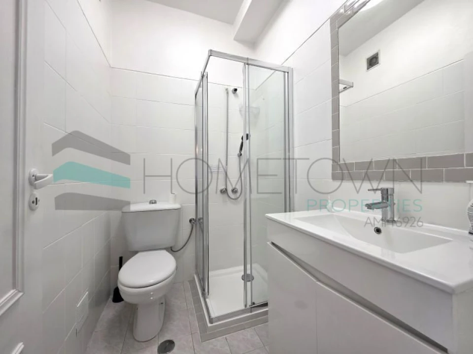 Apartamento T1 para Venda em Quarteira Foto 20