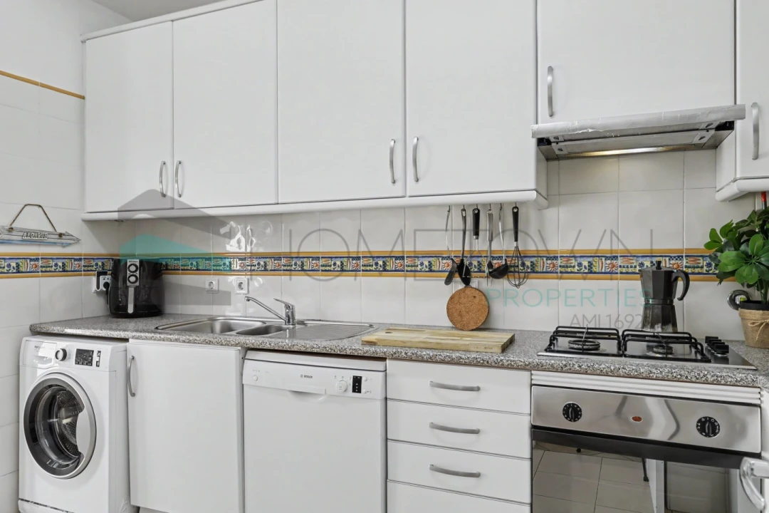 Apartamento T3 para Venda em Quarteira Foto 12