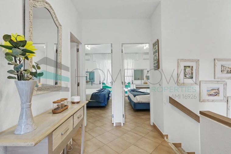 Apartamento T3 para Venda em Quarteira Foto 18