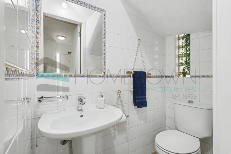 Apartamento T3 para Venda em Quarteira Foto 17