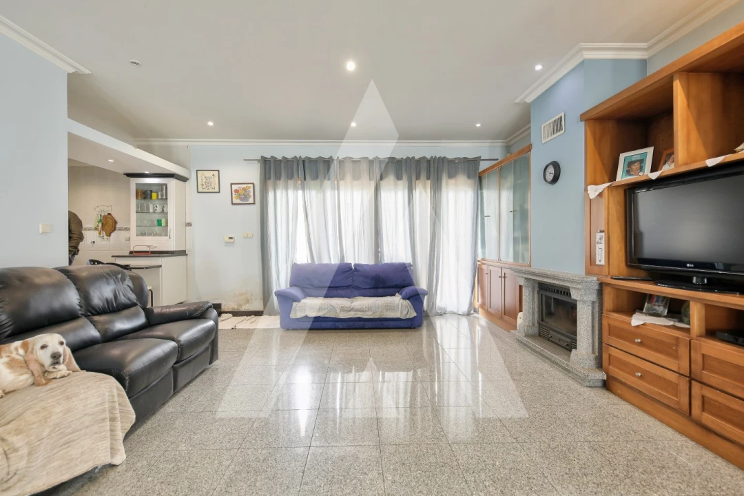 Moradia T4 para Venda em Gafanha da Encarnação Foto 12