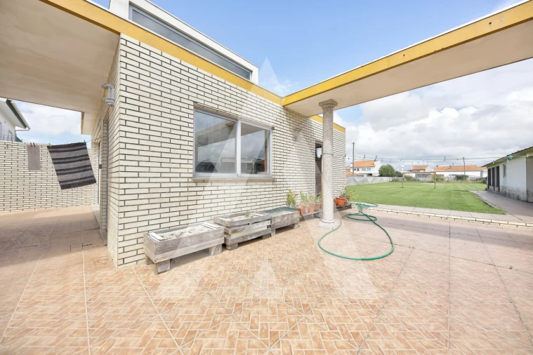 Moradia T4 para Venda em Gafanha da Encarnação Foto 41