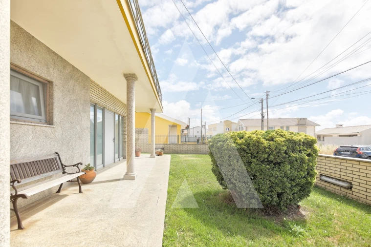 Moradia T4 para Venda em Gafanha da Encarnação Foto 44