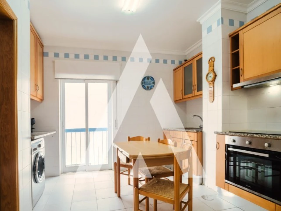 Apartamento T2 para Arrendamento em Tabua Foto 8