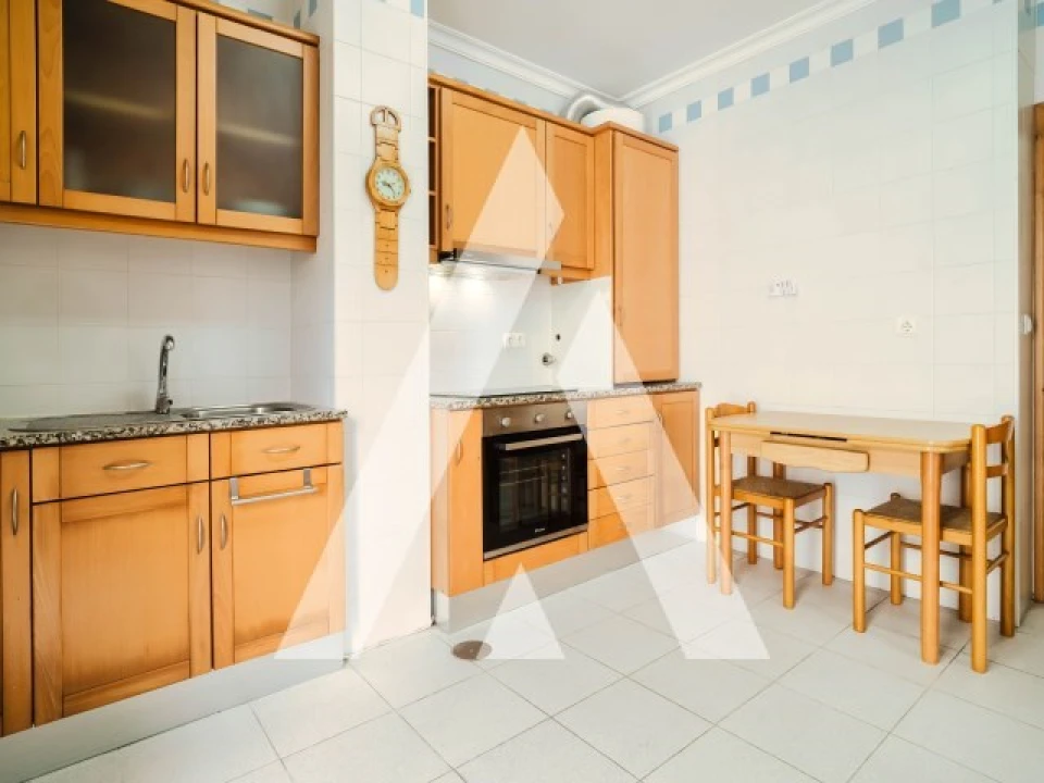 Apartamento T2 para Arrendamento em Tabua Foto 7