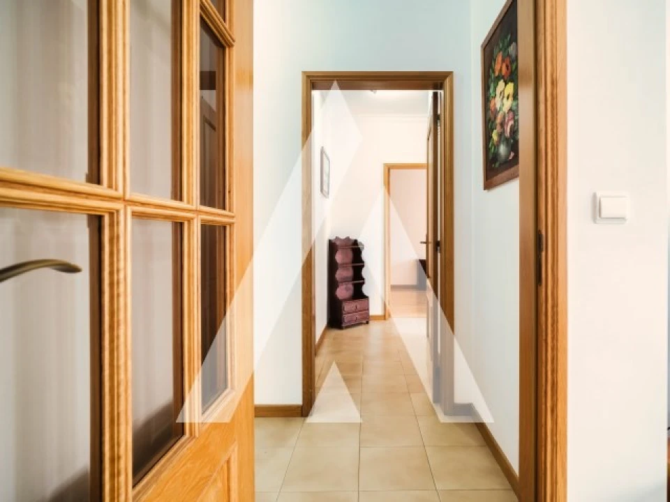 Apartamento T2 para Arrendamento em Tabua Foto 12