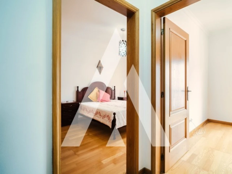 Apartamento T2 para Arrendamento em Tabua Foto 13