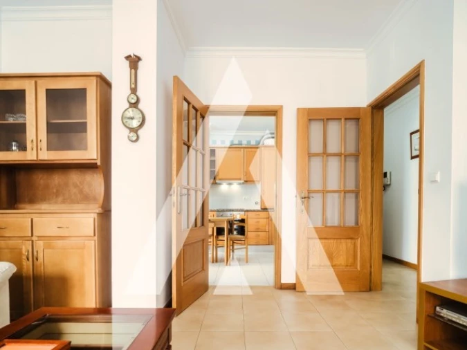 Apartamento T2 para Arrendamento em Tabua Foto 4
