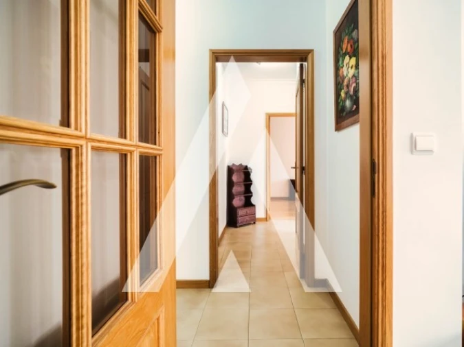 Apartamento T2 para Arrendamento em Tabua Foto 12