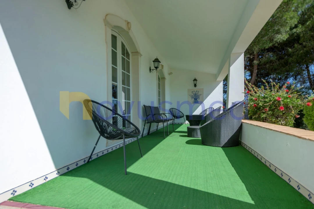 Moradia T5 para Venda em Albufeira e Olhos de Água Foto 9