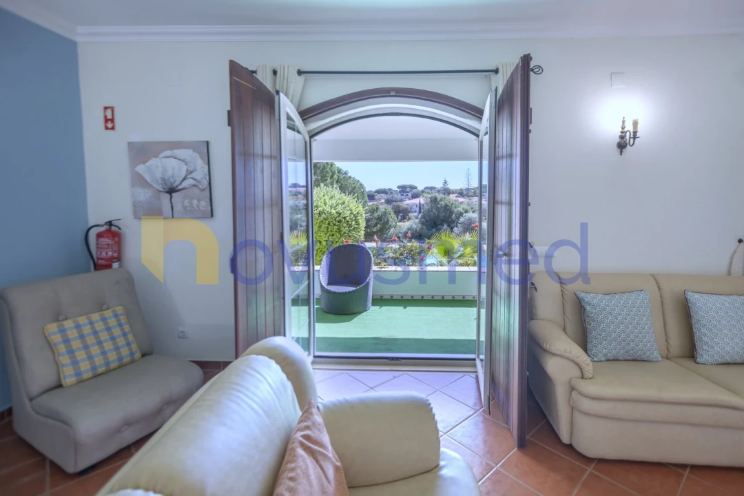 Moradia T5 para Venda em Albufeira e Olhos de Água Foto 7