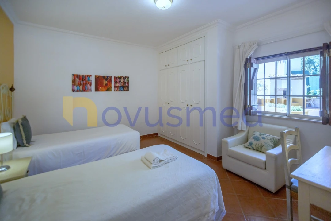 Moradia T5 para Venda em Albufeira e Olhos de Água Foto 41
