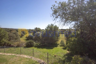 Moradia T5 para Venda em Albufeira e Olhos de Água