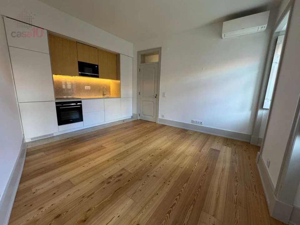 Apartamento T2 para Venda em São Vicente Foto 1