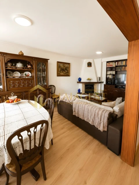 Apartamento T3 para Venda em Paços de Brandão