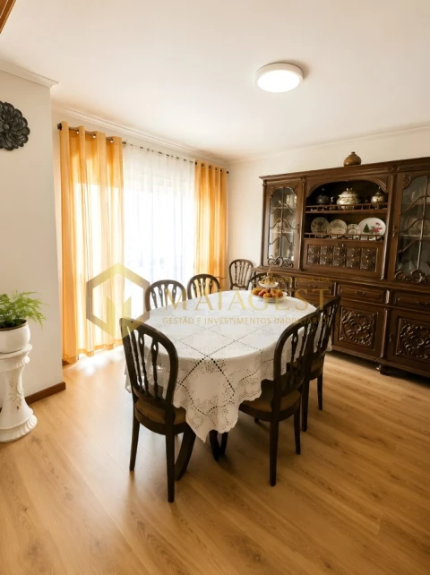Apartamento T3 para Venda em Paços de Brandão
