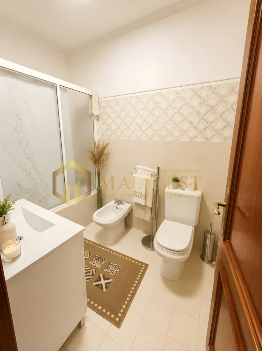 Apartamento T3 para Venda em Paços de Brandão Foto 11