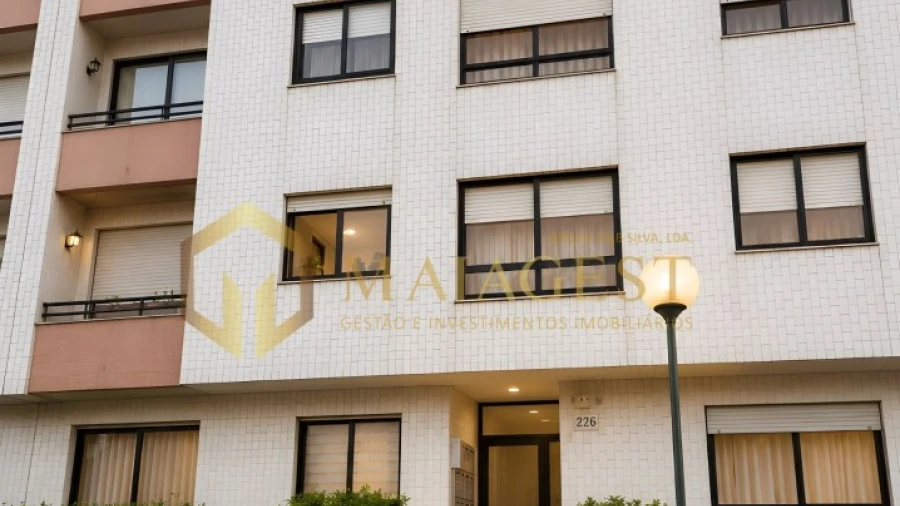 Apartamento T3 para Venda em Paços de Brandão