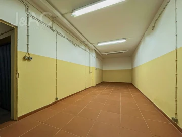 Armazém para Arrendamento em Cascais e Estoril