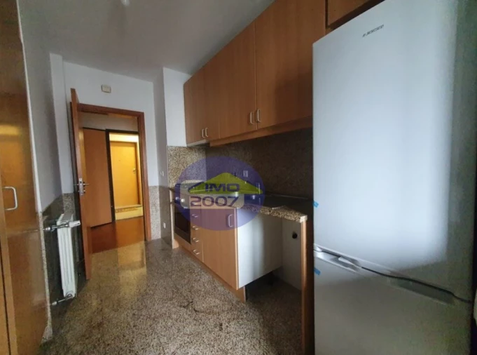 Apartamento T2 para Venda em Oliveira do Douro Foto 3