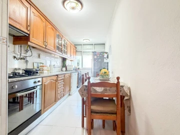 Apartamento T3 para Venda em Baixa da Banheira e Vale da Amoreira