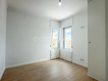Apartamento T3 para Venda em Caparica e Trafaria