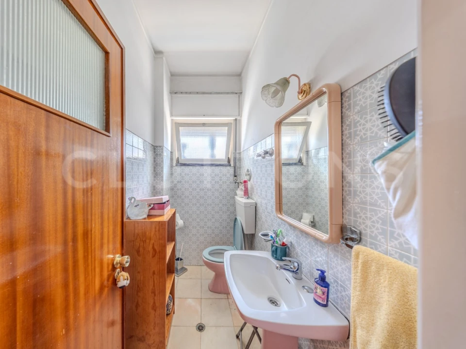 Apartamento T5 para Venda em Faro (Sé e São Pedro) Foto 24