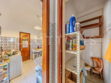 Apartamento T5 para Venda em Faro (Sé e São Pedro)