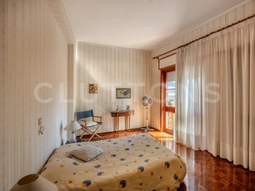 Apartamento T5 para Venda em Faro (Sé e São Pedro)