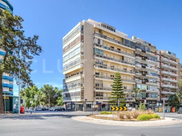 Apartamento T5 para Venda em Faro (Sé e São Pedro)