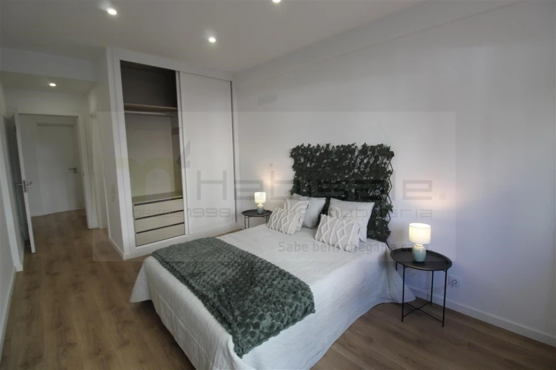 Apartamento T2 para Venda em Benfica Foto 10