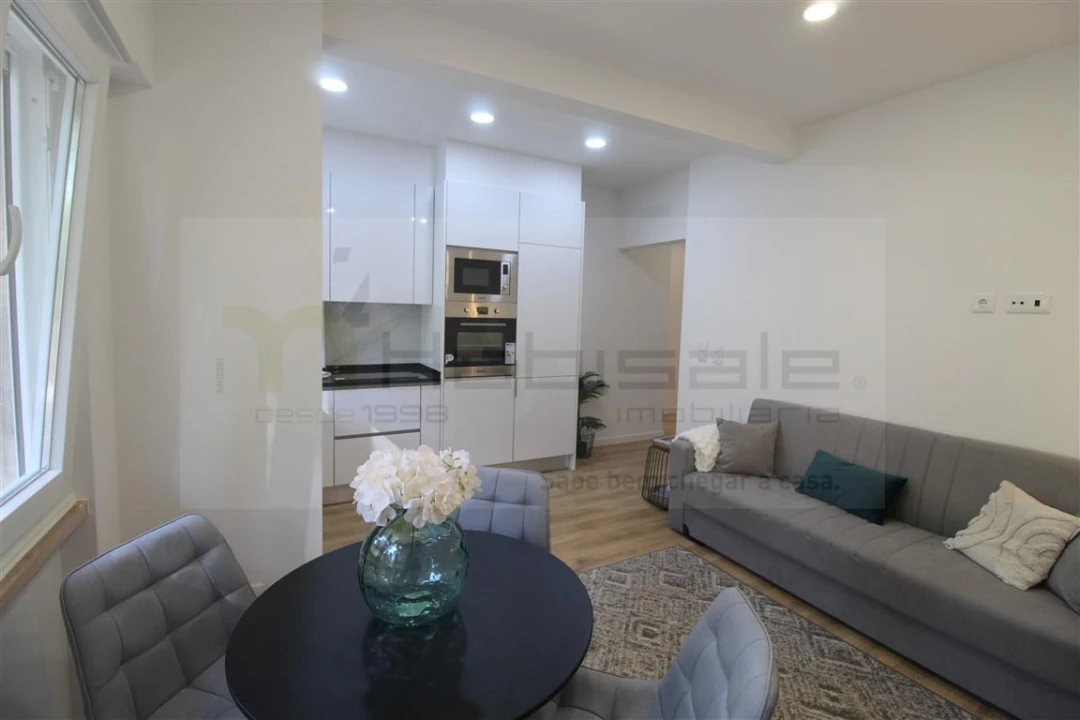 Apartamento T2 para Venda em Benfica Foto 16