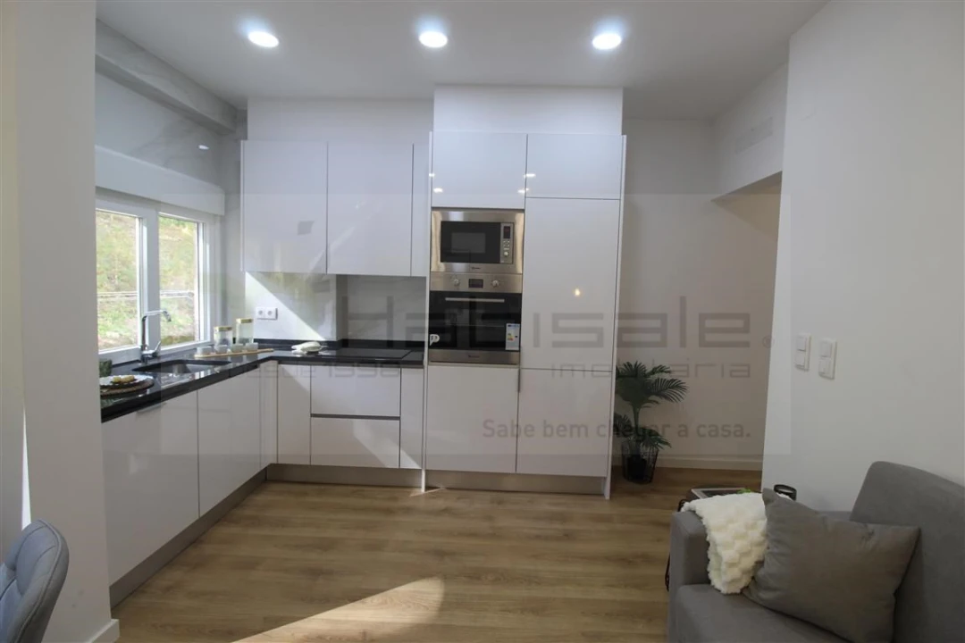 Apartamento T2 para Venda em Benfica Foto 17