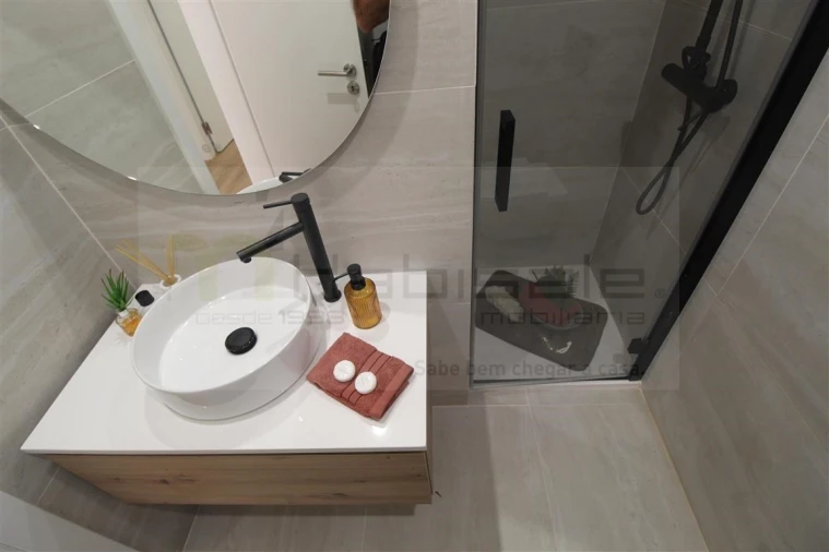 Apartamento T2 para Venda em Benfica Foto 7
