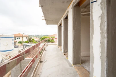 Apartamento T3 para Venda em Alcobaça e Vestiaria
