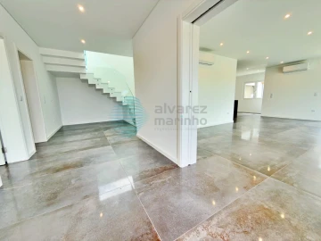 Moradia T4 para Venda em Silveira