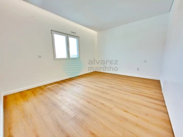Moradia T4 para Venda em Silveira