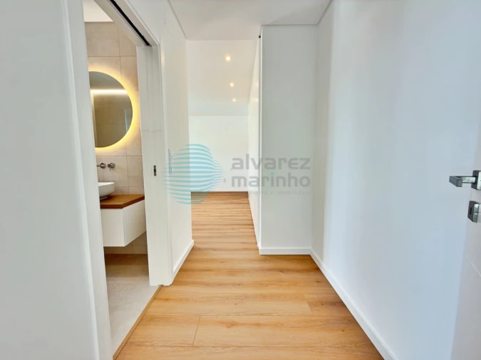 Moradia T4 para Venda em Silveira Foto 32